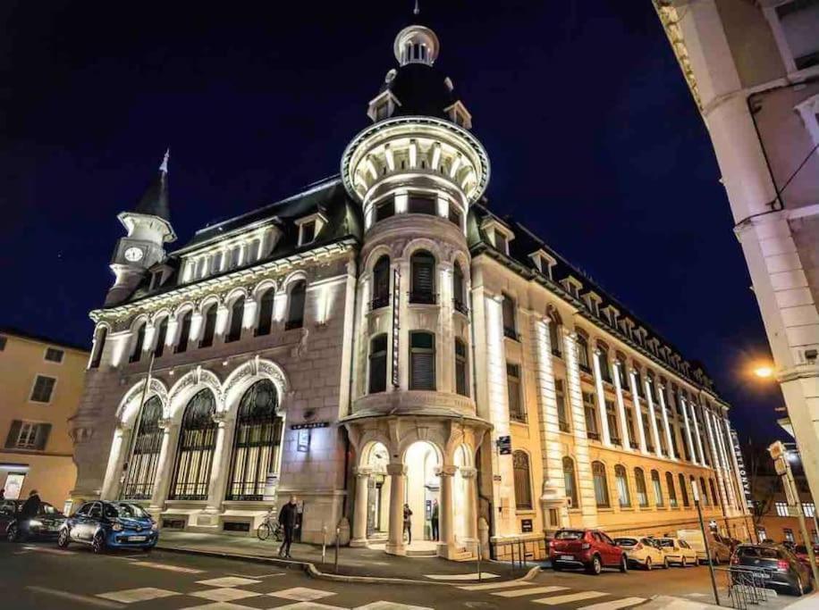 Sejour Detente Au Coeur De Macon Spa,Cine,Bouteille Offerte 외부 사진